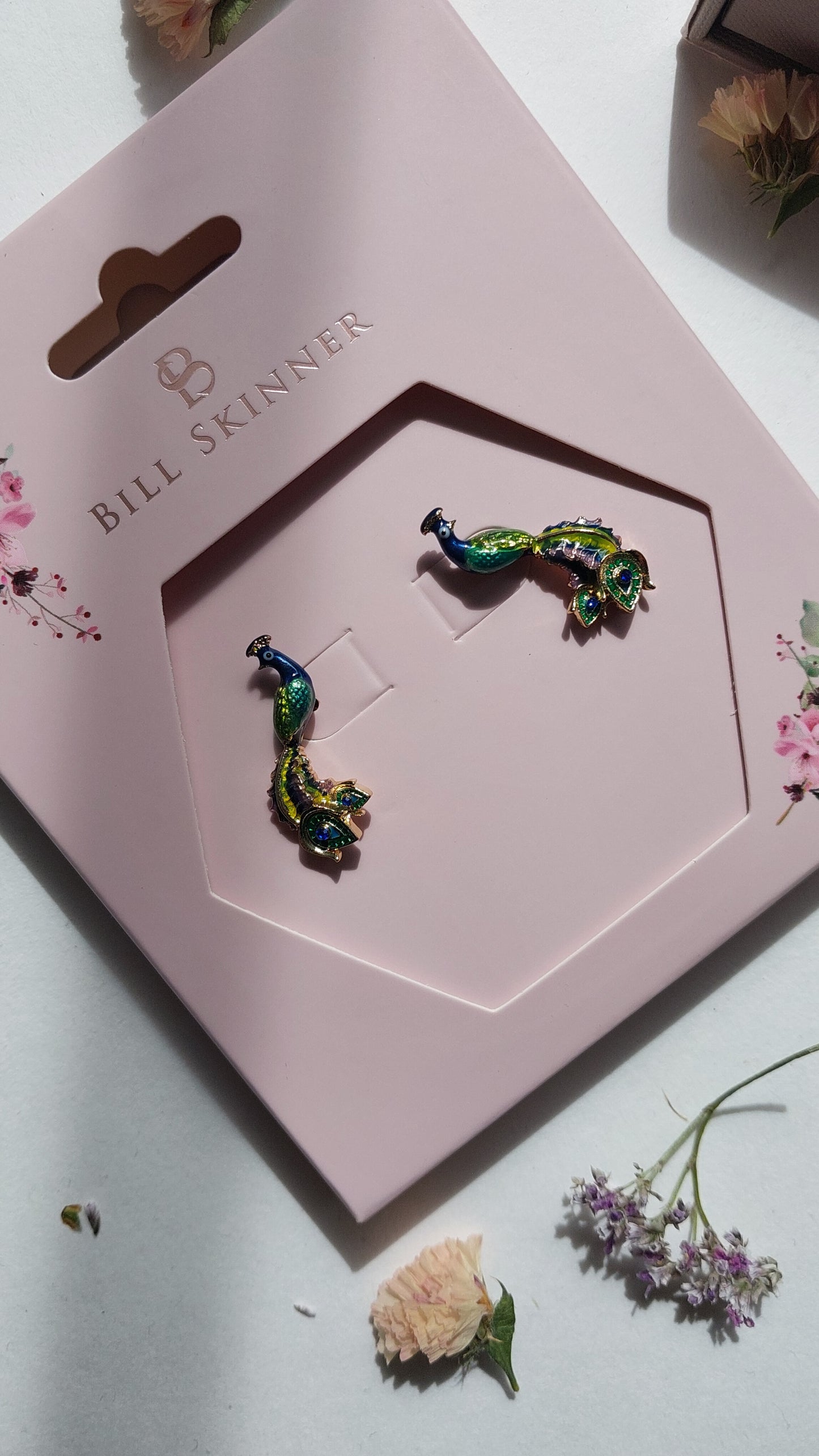 Bill Skinner Peacock Studs -nappikorvakorut