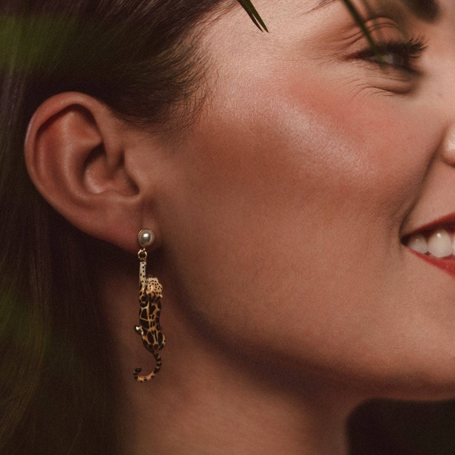 Bill Skinner Clouded Leopard Drop Earrings -korvakorut