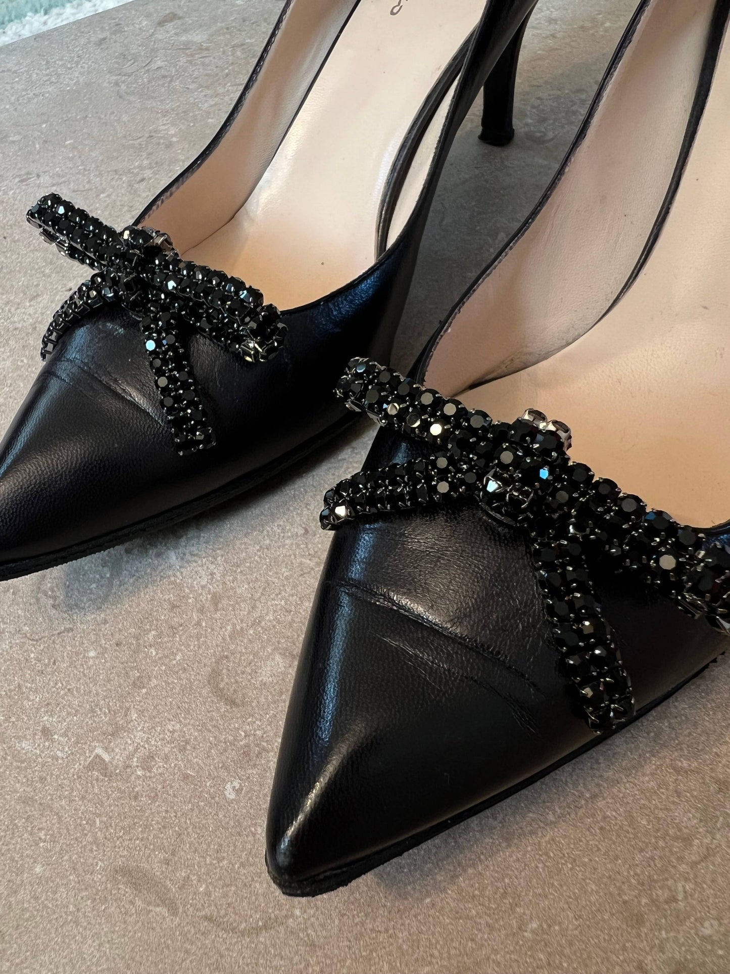 The Shoelace Brand Black Crystal Glitter Bow – Shoe Charm / Shoe Clip
