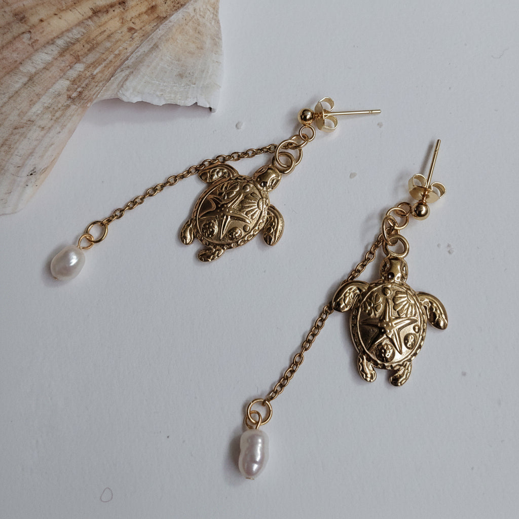Adeljé Studio Tortue de Mer Studs -korvakorut